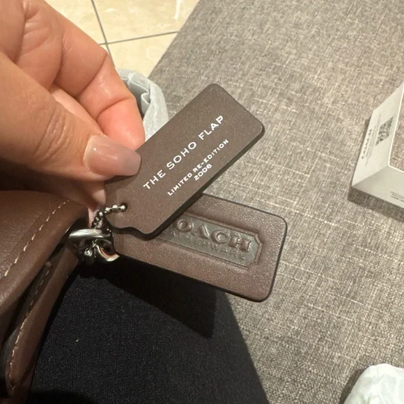 Coach SoHo Brown Leather Women's Bag - Picture 7 of 7